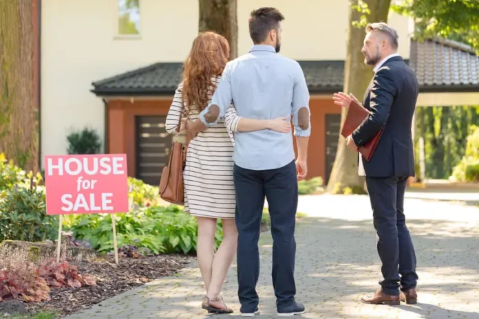 Key Market Indicators Every Home Seller Should Watch Now