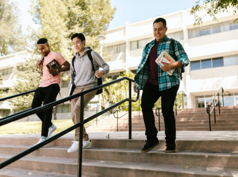 How to Stand Out in Your College Application